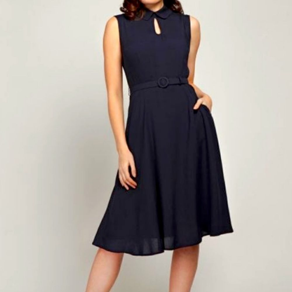 Modcloth × Collectif adalaide plain swing size 6